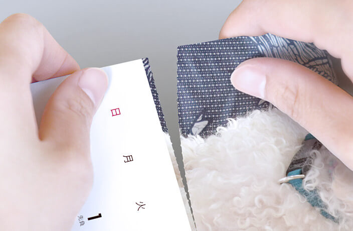 カレンダーは切り取れる、TOLOTのフォトブック・アルバムサービス